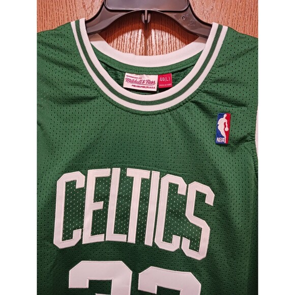 Larry Bird (Mitch/Ness)-(Celtics)-(85-86)-(Jersey)-(Green)-(L)-(New Cond.)-$100 - Picture 7 of 12